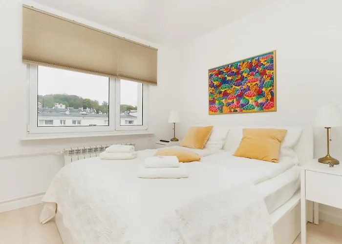 Laguna By Renters Hotel *